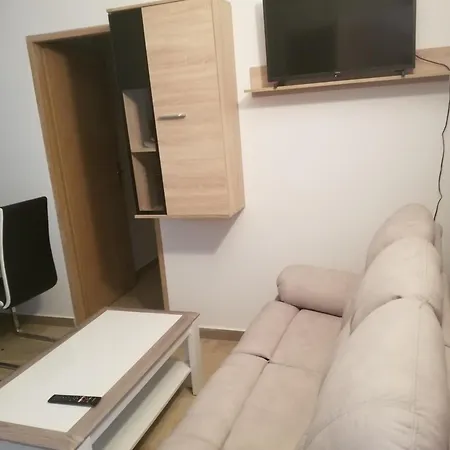 Marko 3 Bedrooms Апартаменты