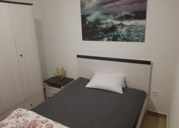 Apartment Marko 3 Bedrooms *