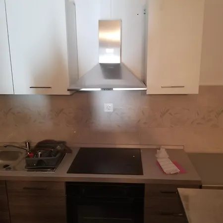 Marko 3 Bedrooms פולה