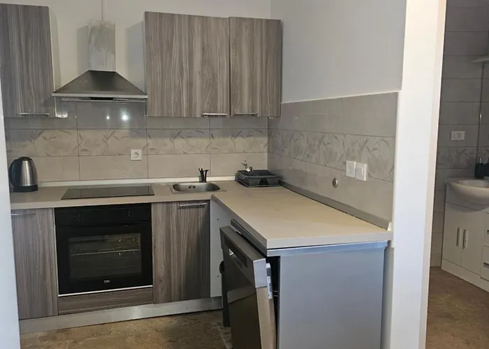 Appartamento Marko 3 Bedrooms Pola